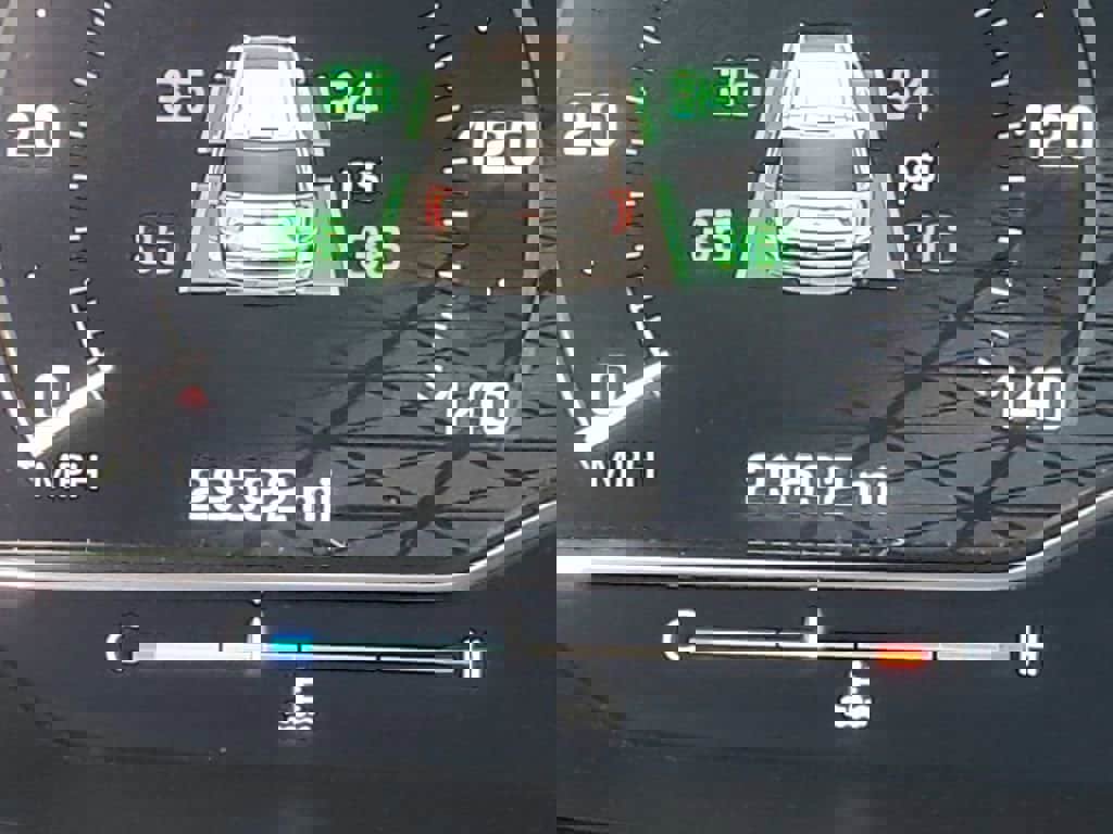 Certified 2024 GMC Yukon Denali Ultimate w/ LPO, Floor Liner Package image 12