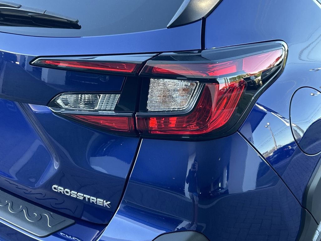 Certified 2025 Subaru Crosstrek 2.0i Premium w/ Popular Package #4 image 9
