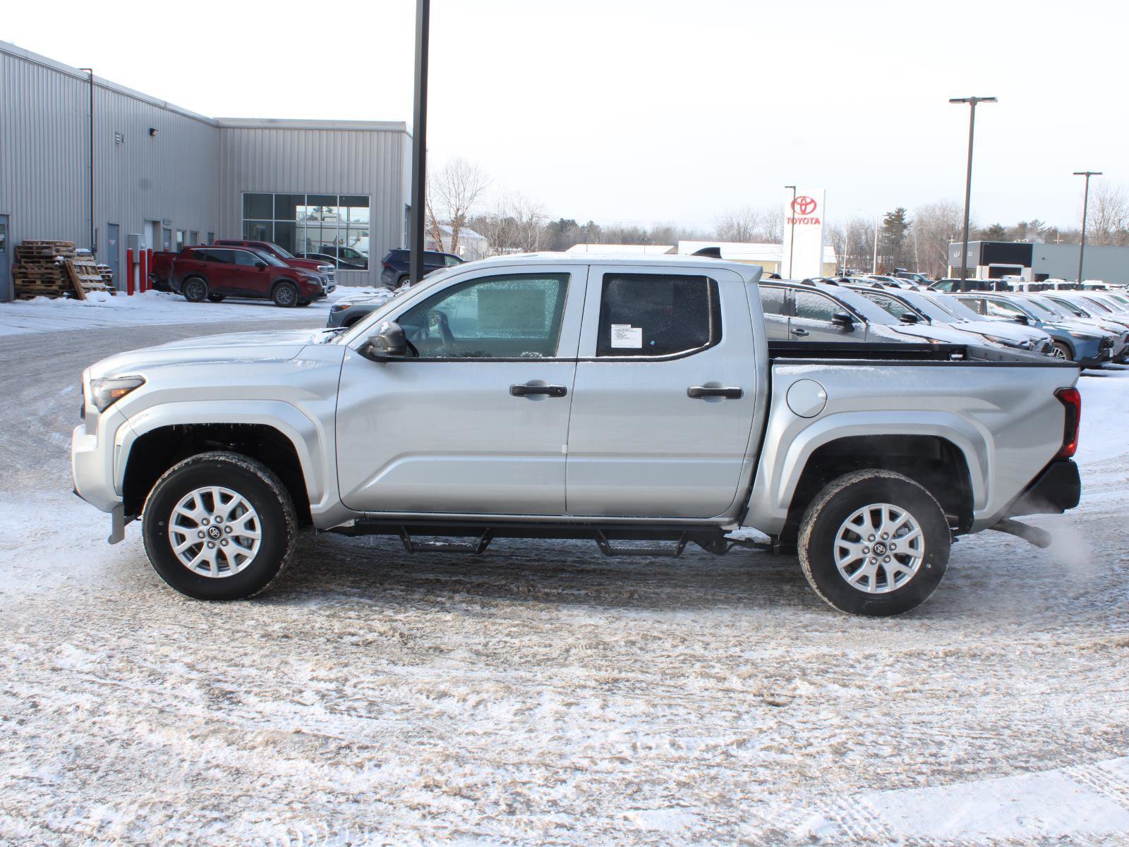 New 2025 Toyota Tacoma SR image 4