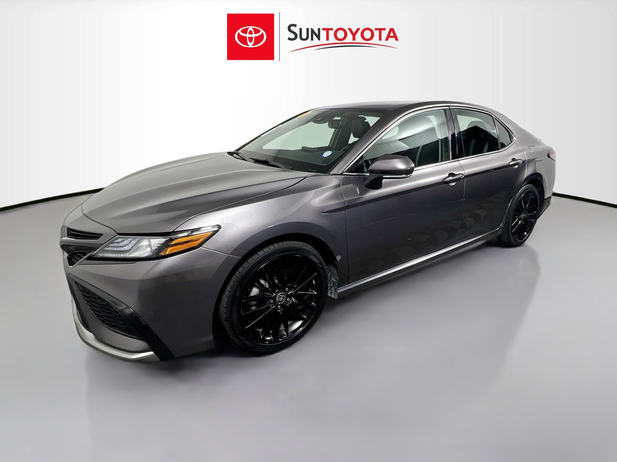Used 2024 Toyota Camry XSE FWD image 9