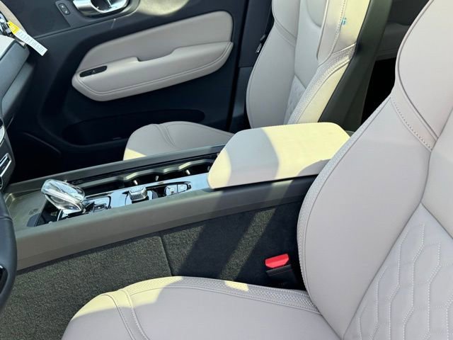 New 2026 Volvo XC60 B5 Plus w/ Climate Package image 16