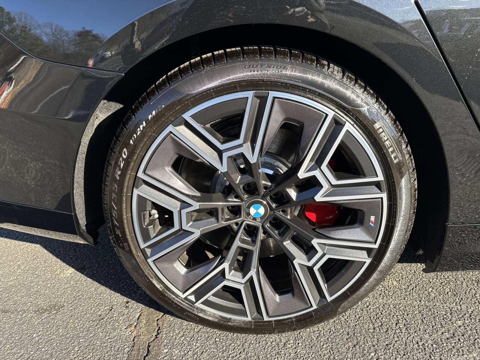 New 2026 BMW 550e xDrive w/ Executive Package image 31