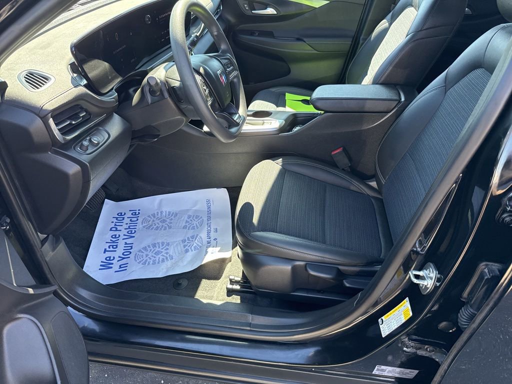 Certified 2025 Buick Envista Preferred image 21