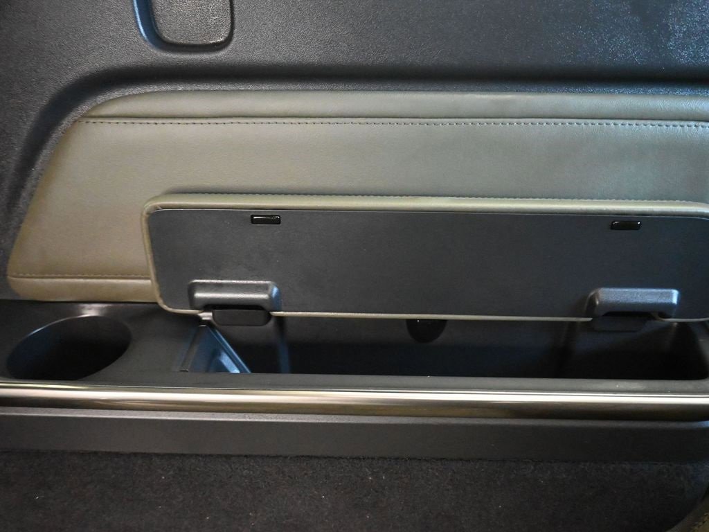 Used 2023 Rivian R1S Launch Edition image 33