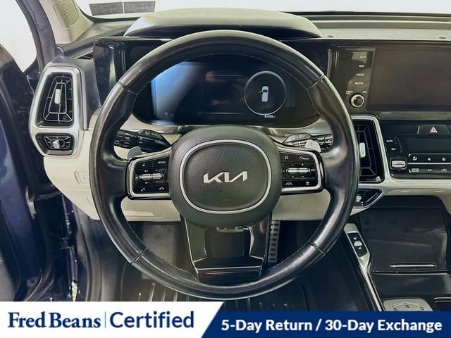 Used 2022 Kia Sorento SX Prestige w/ Panoramic Sunroof Package image 13