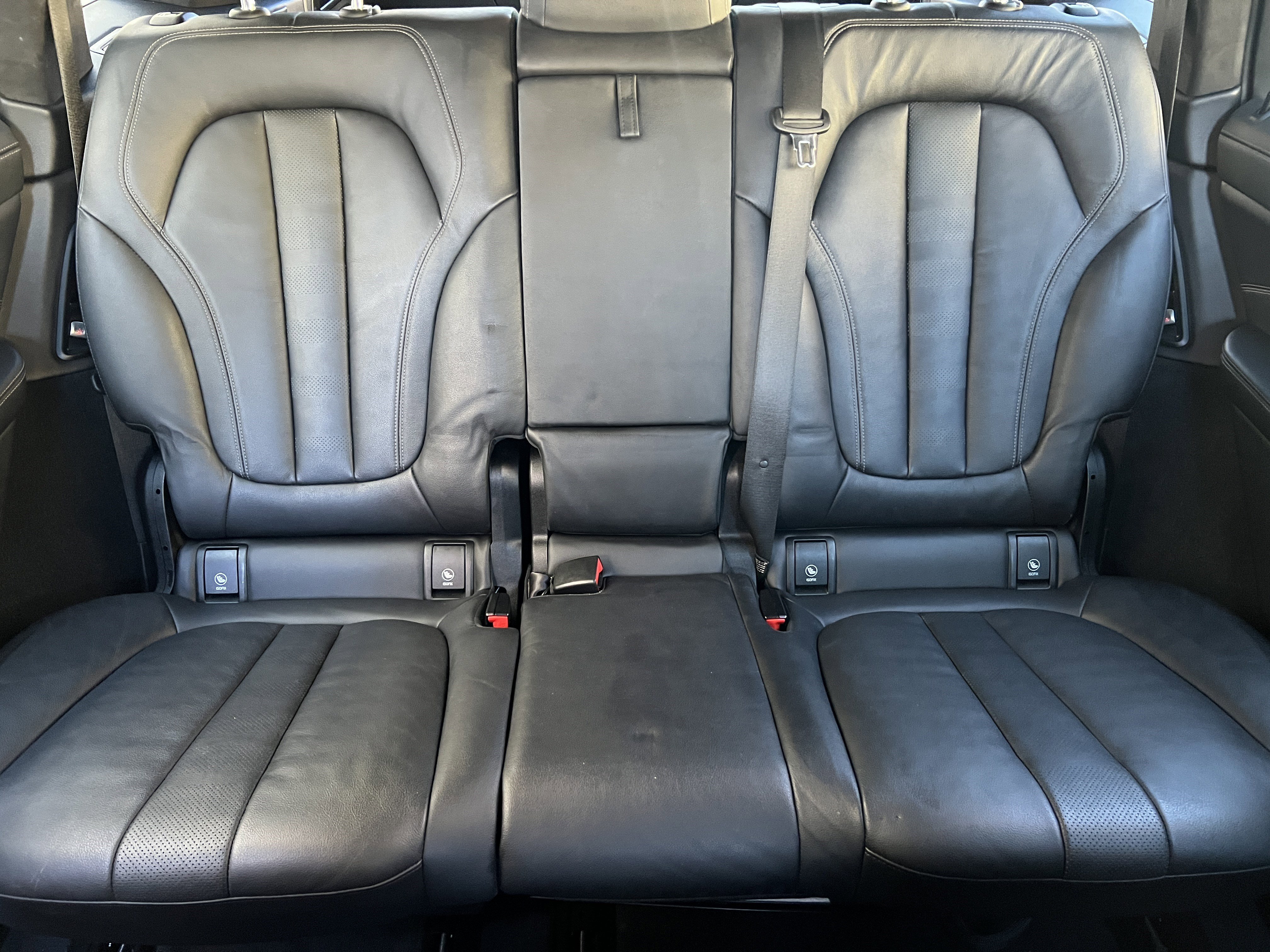 Used 2021 BMW X7 xDrive40i w/ M Sport Package image 17