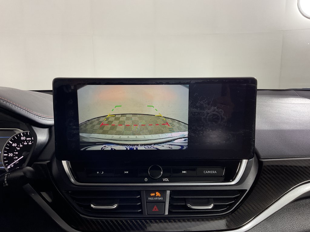 Used 2023 Nissan Altima 2.5 SR w/ SR Premium Package FWD image 28