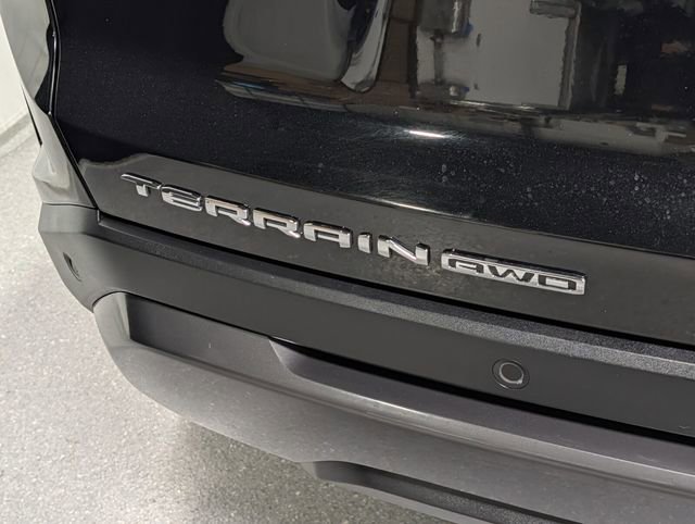 Used 2025 GMC Terrain Elevation image 5