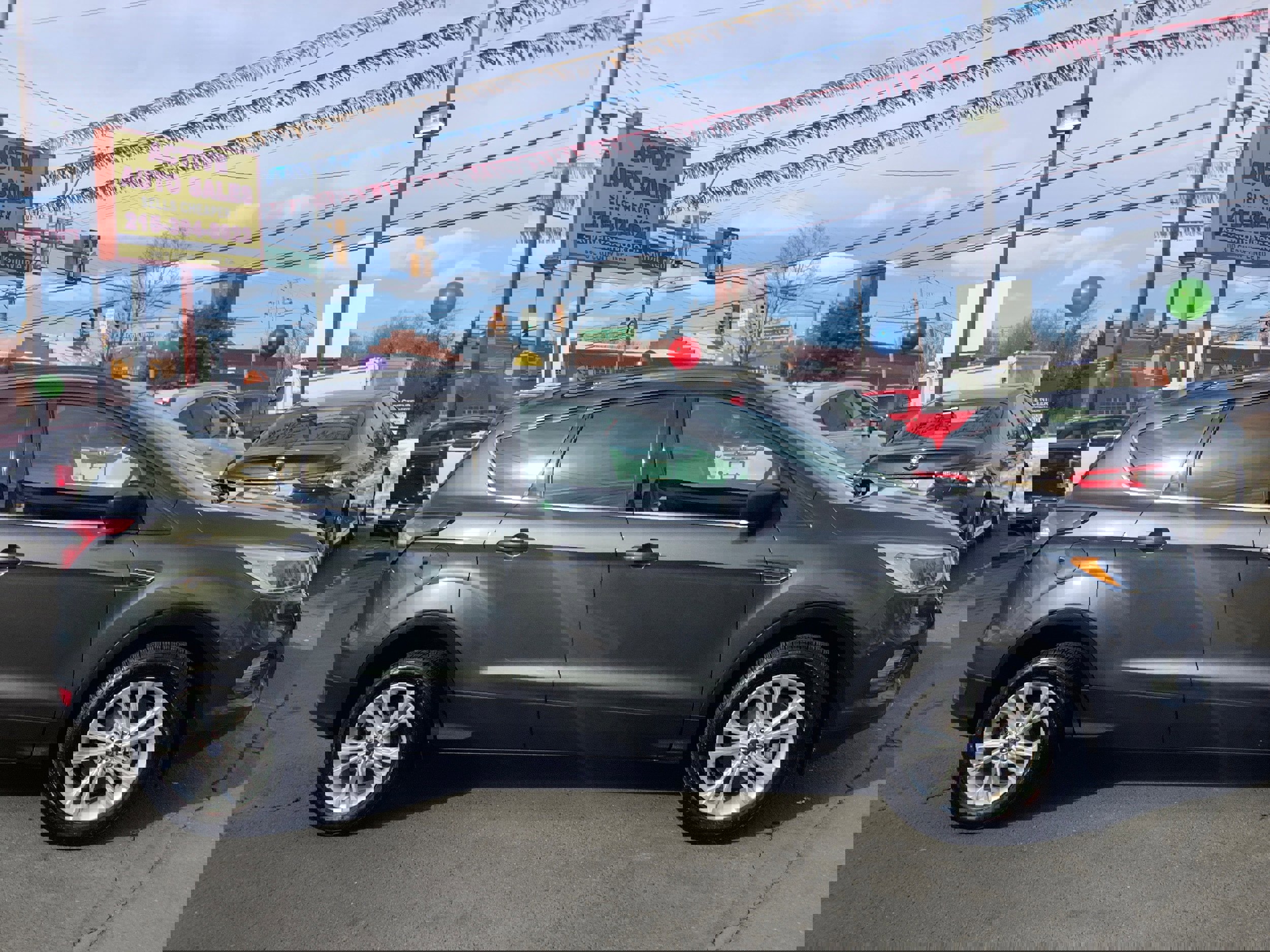 Used 2018 Ford Escape SE w/ SE Sync 3 Package image 8