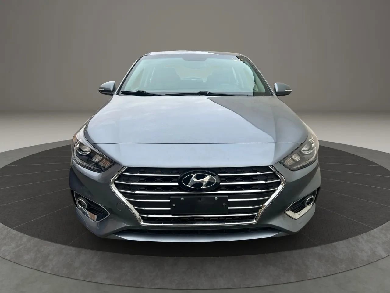 Used 2019 Hyundai Accent Limited image 2