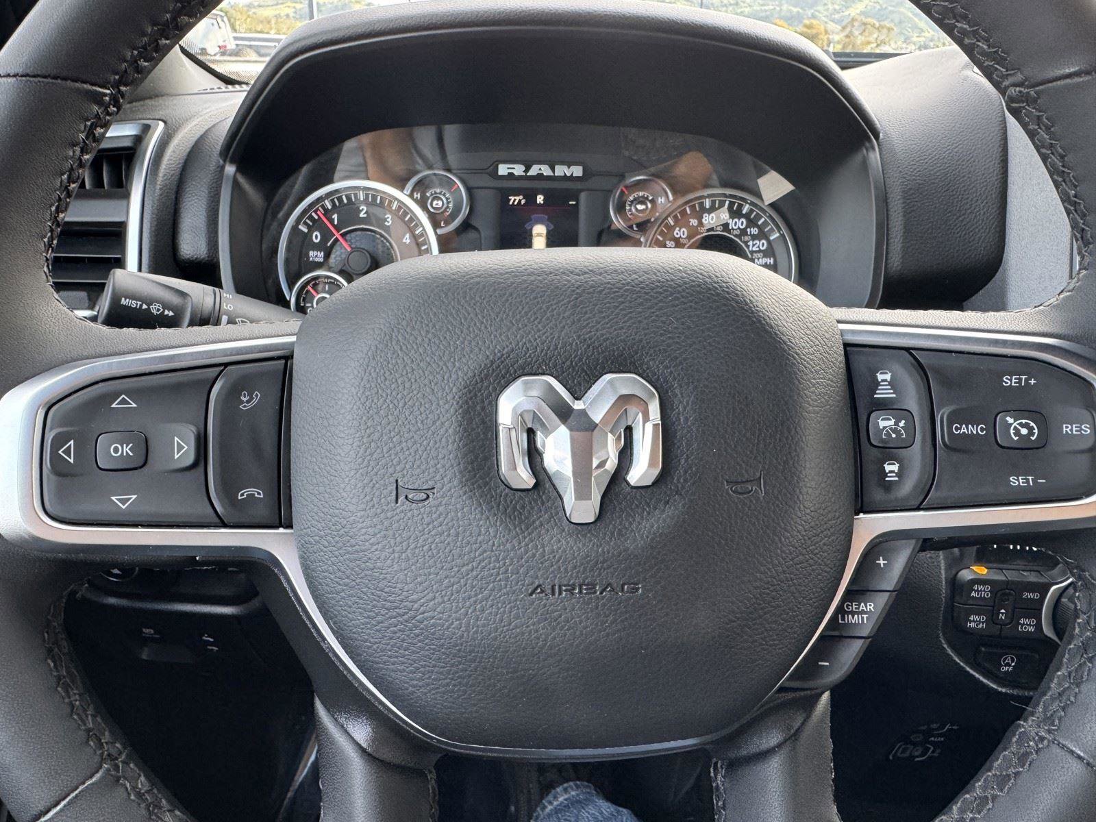 Used 2025 RAM 1500 Big Horn AWD/4WD image 25