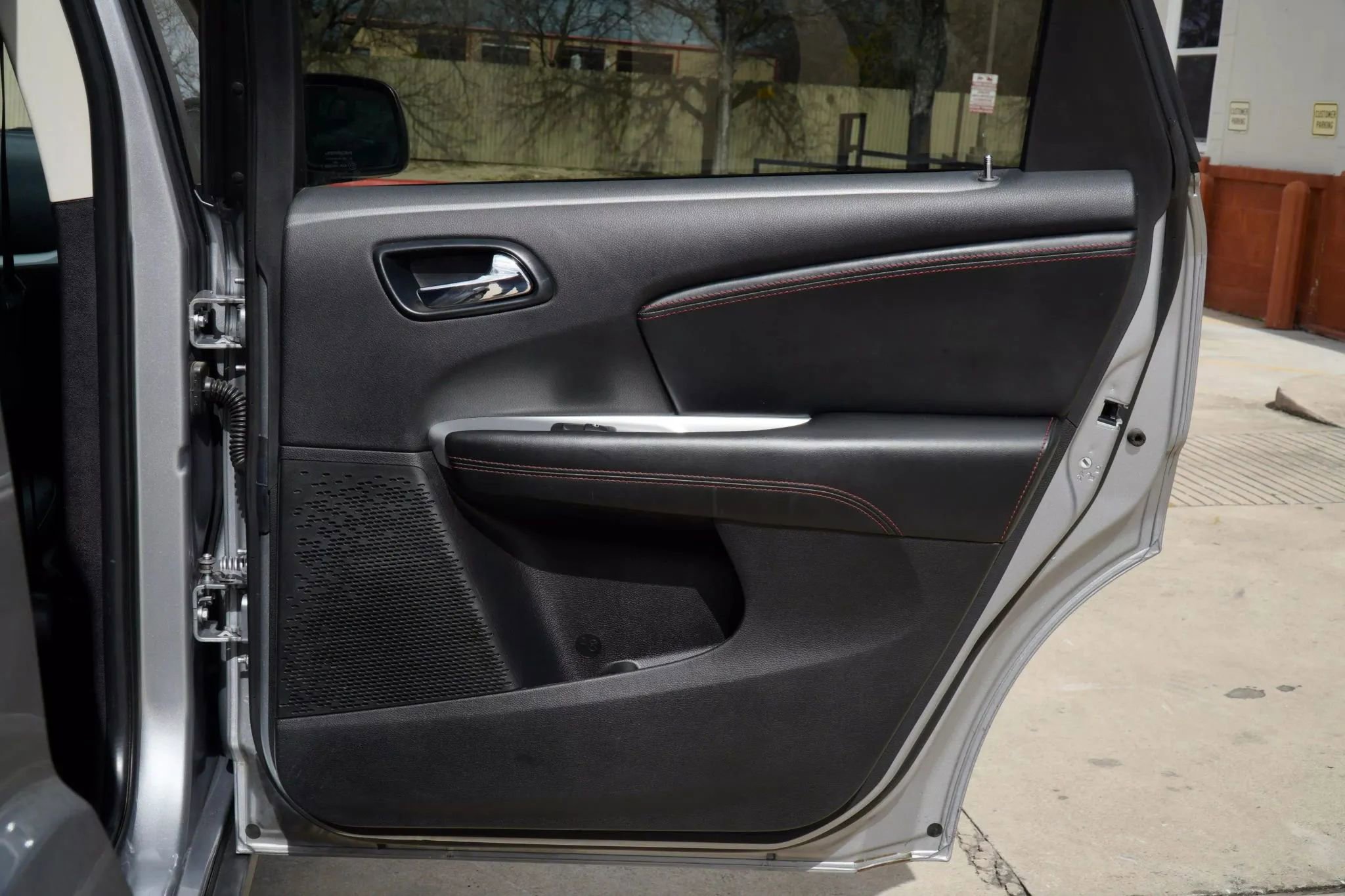 Used 2016 Dodge Journey R/T image 29