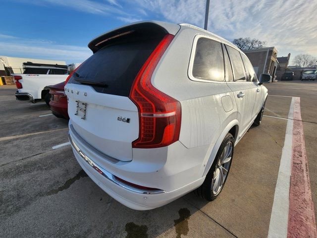 Used 2023 Volvo XC90 B6 Ultimate w/ Lounge Package image 4