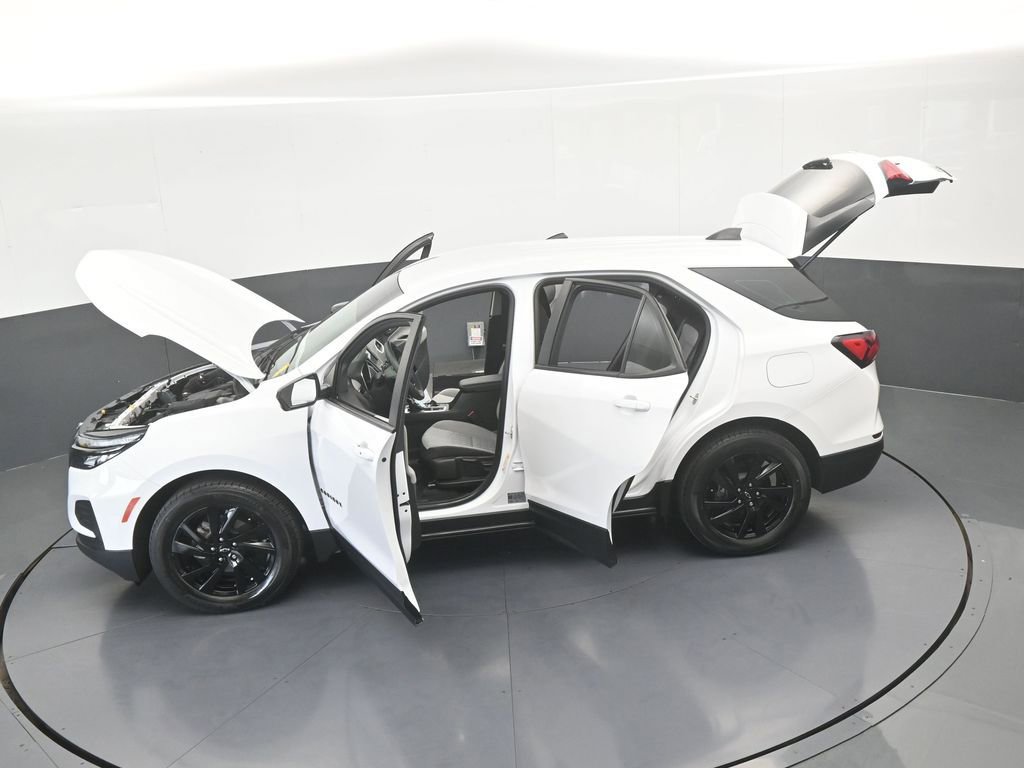 Used 2023 Chevrolet Equinox LS w/ Sport Edition image 60