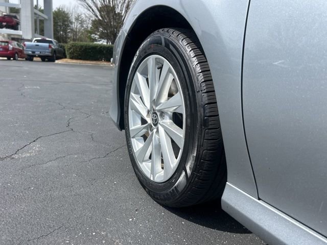 Used 2024 Toyota Camry LE image 9