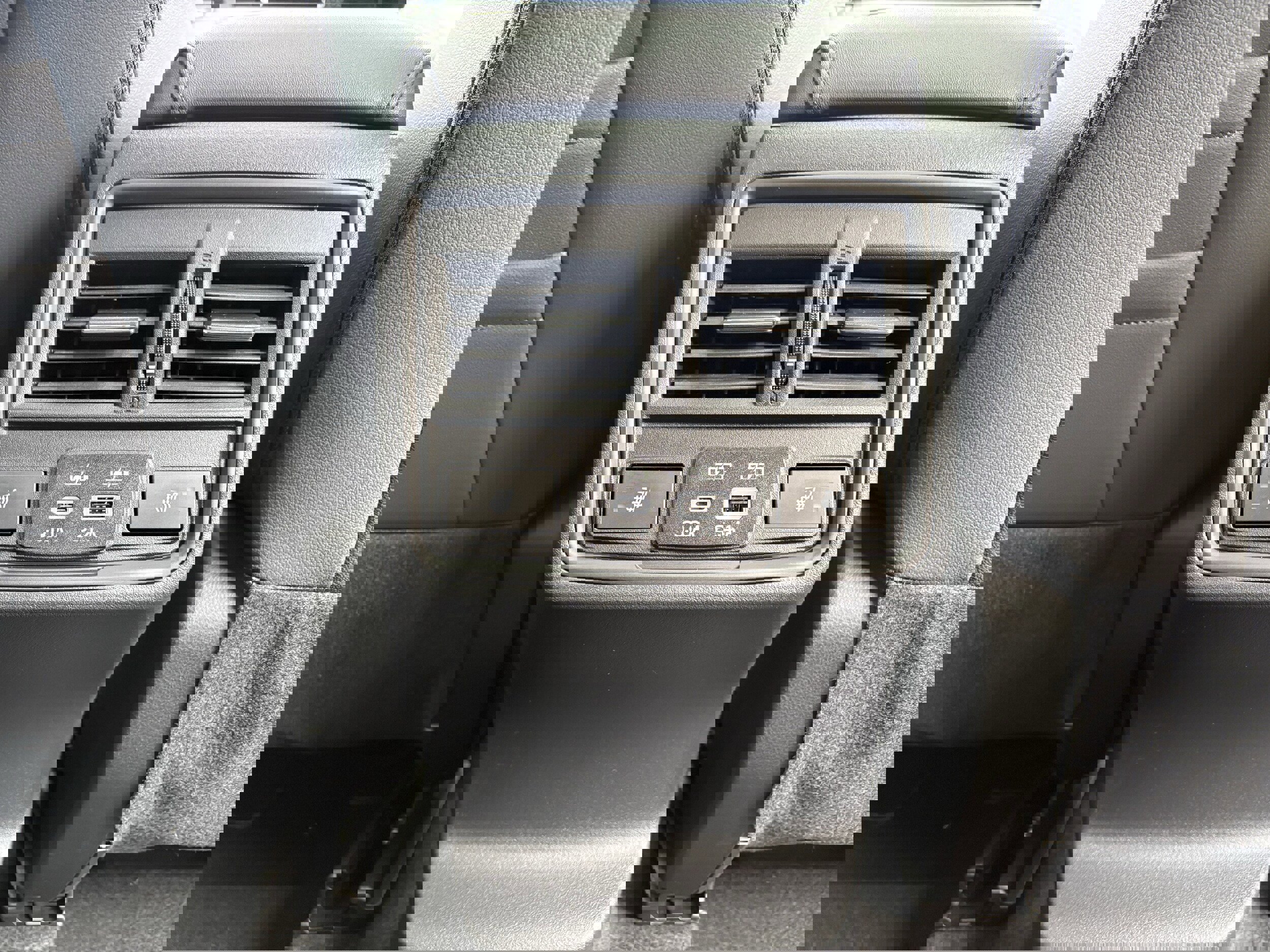 New 2026 Subaru Outback Limited image 33