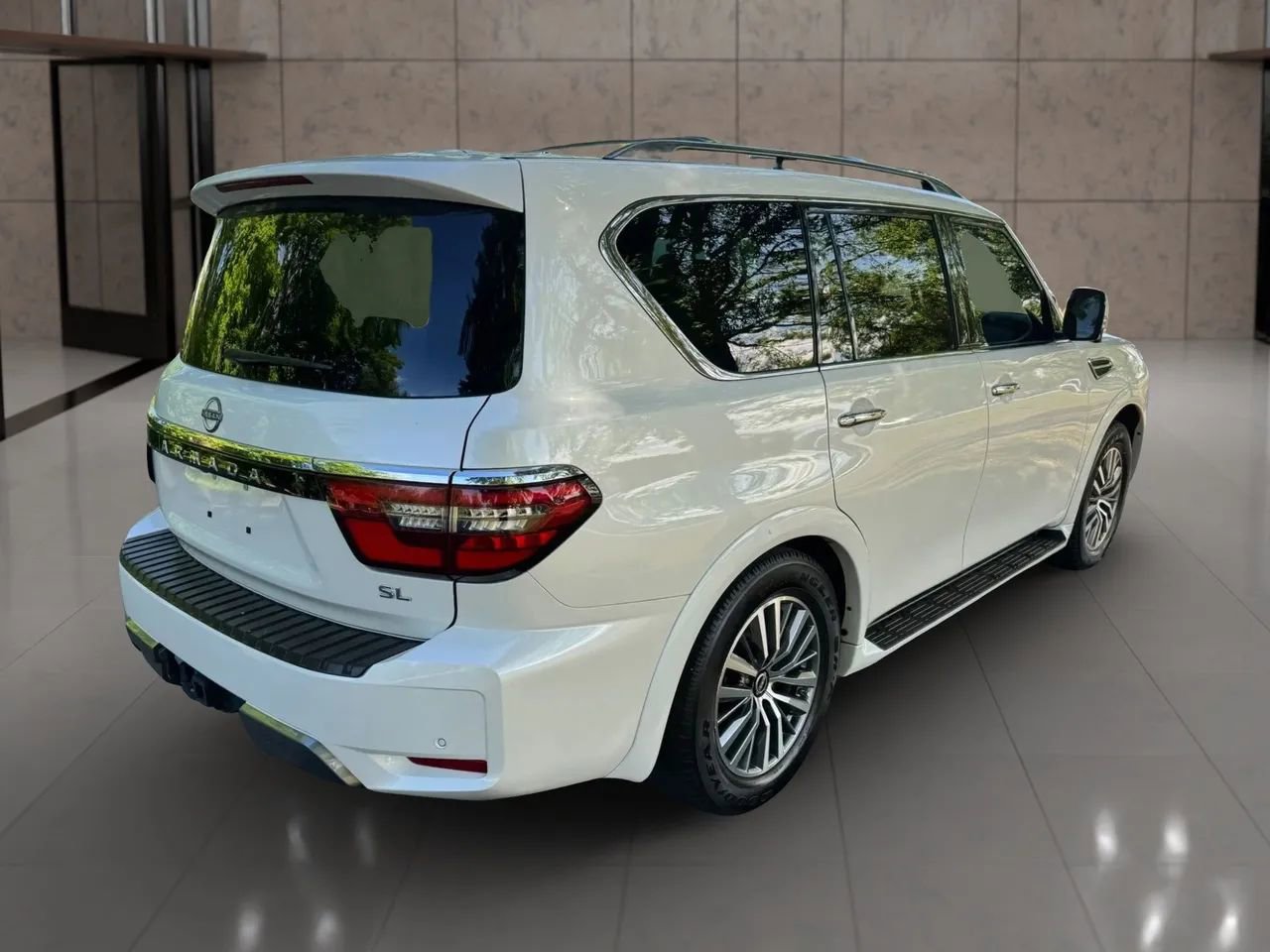 Used 2023 Nissan Armada SL w/ Captain's Chairs Package RWD image 7