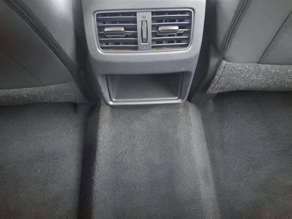 Certified 2023 Nissan Rogue S image 33