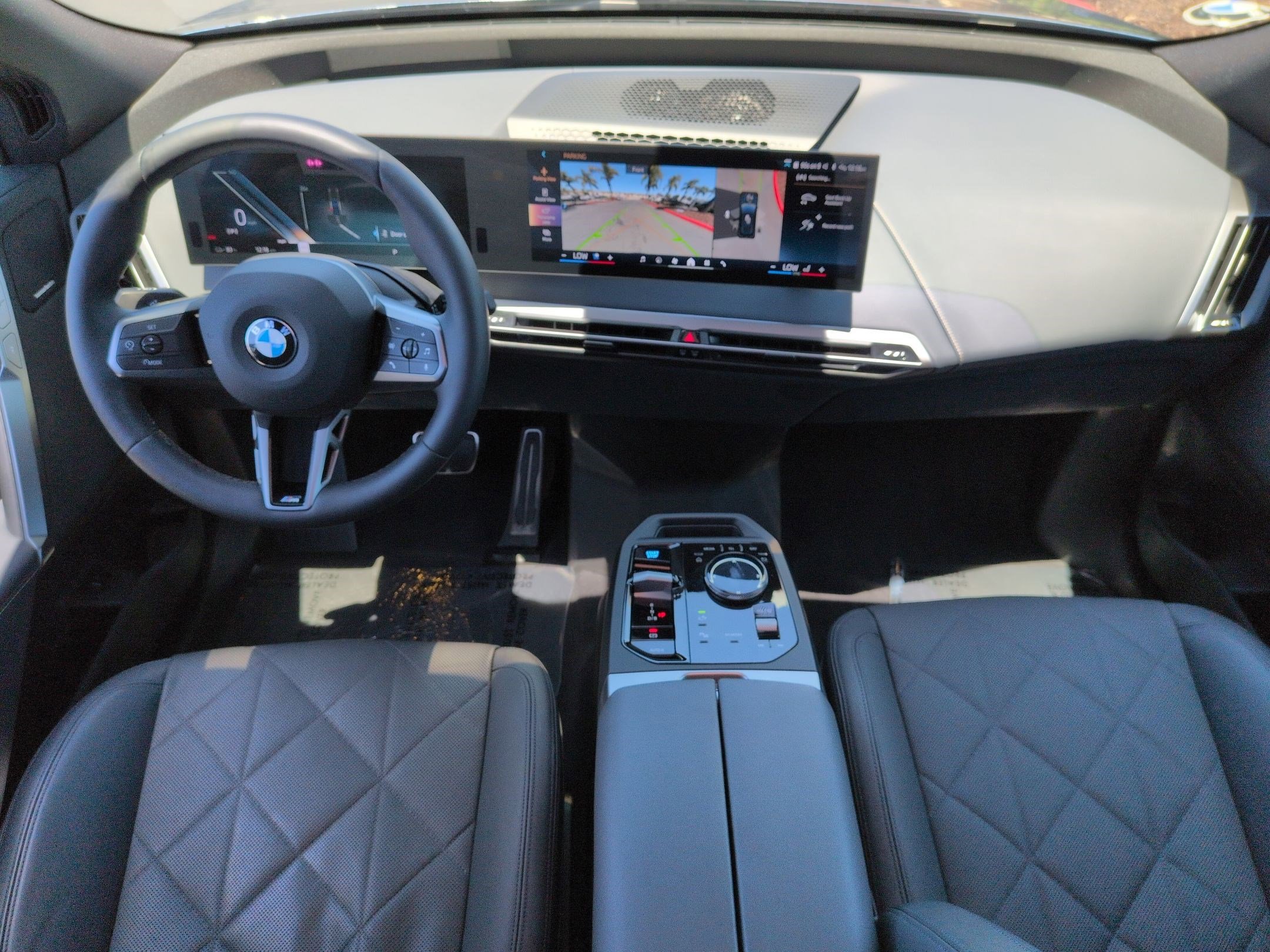 Used 2026 BMW iX xDrive60 w/ M Sport Package AWD/4WD image 29