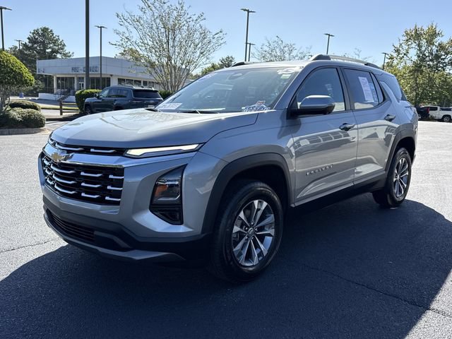 Used 2025 Chevrolet Equinox LT w/ Convenience Package II FWD image 7