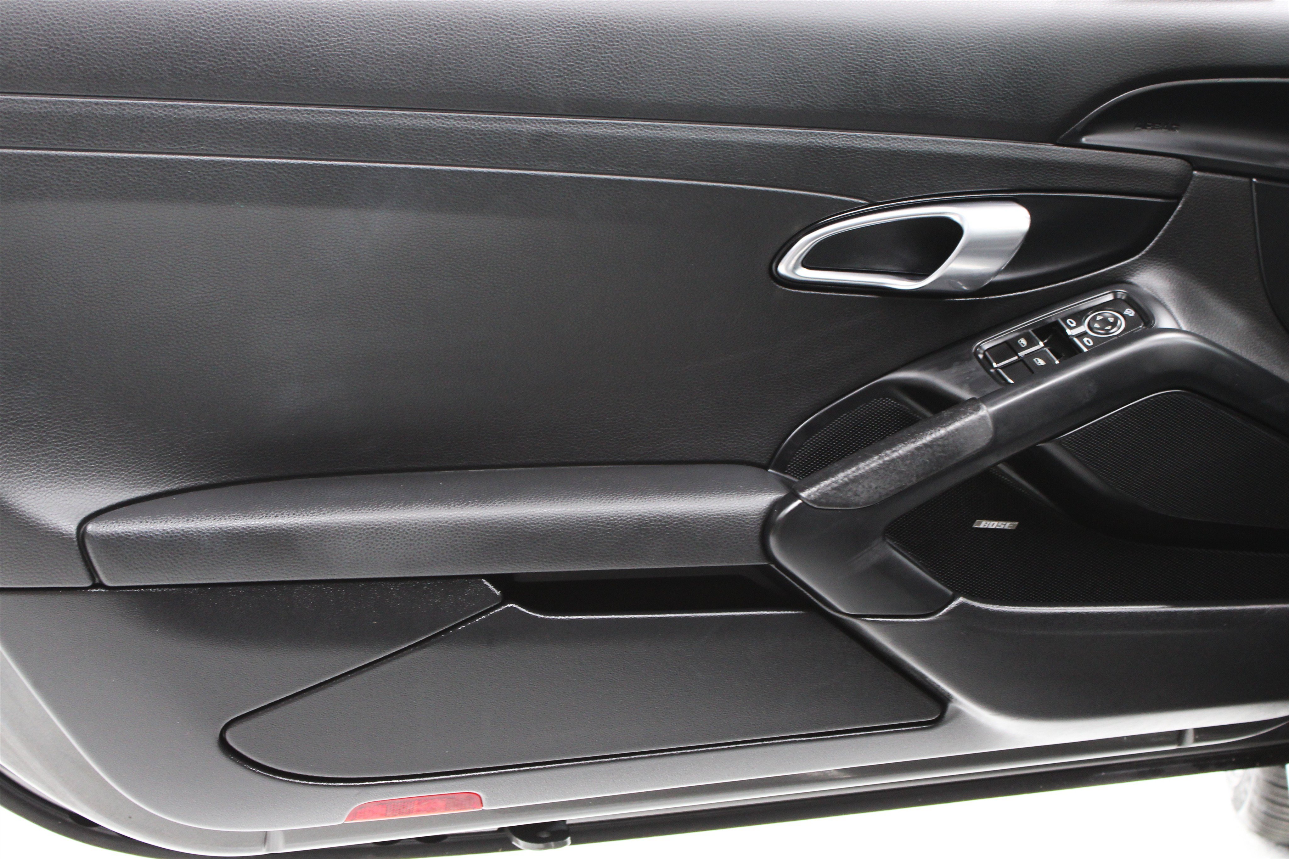 Used 2021 Porsche 718 Boxster w/ Premium Package RWD image 5
