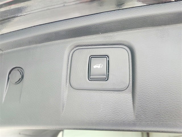 Used 2023 Nissan Murano Platinum w/ Cargo Package image 45