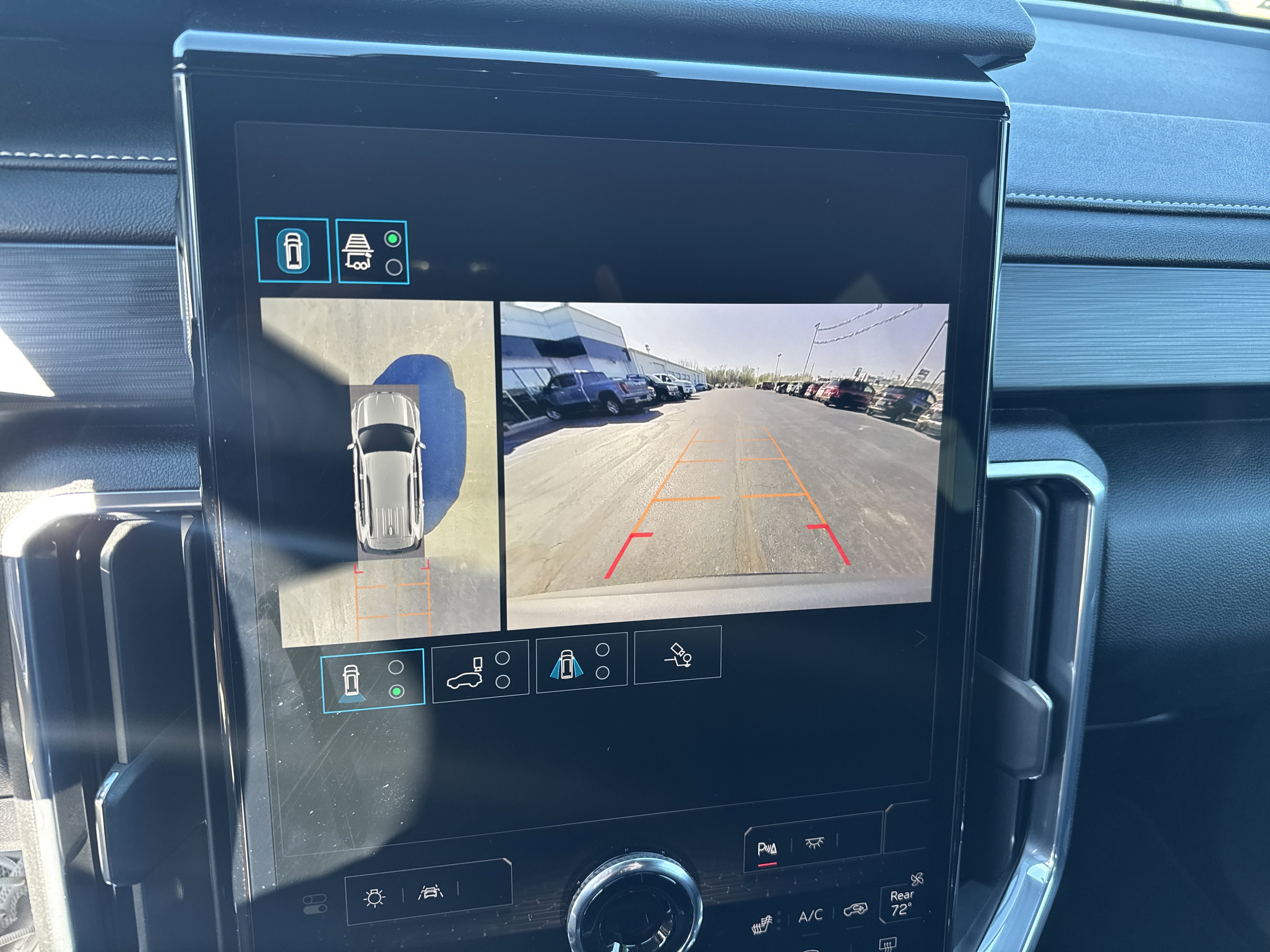 Used 2024 GMC Acadia Elevation w/ LPO, Floor Liner Package image 27