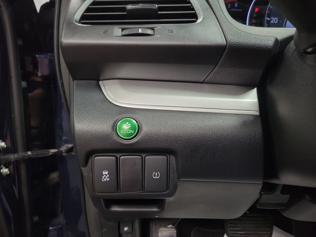 Used 2016 Honda CR-V SE image 24