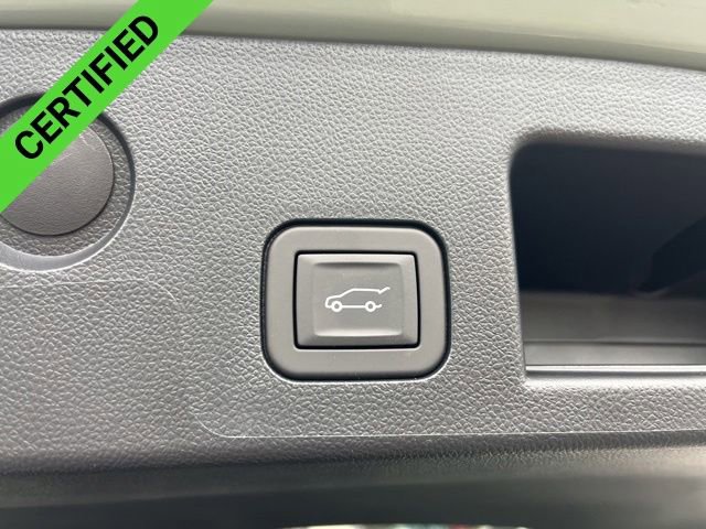 Used 2026 Chevrolet Equinox LT w/ Convenience Package II FWD image 16