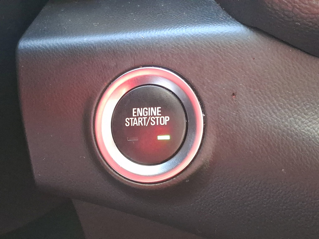 Used 2020 GMC Terrain SLE w/ Driver Convenience Package image 30