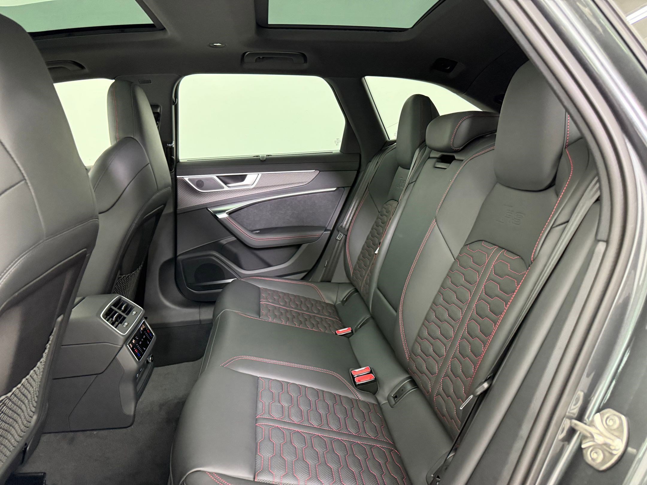 New 2026 Audi RS 6 performance image 26