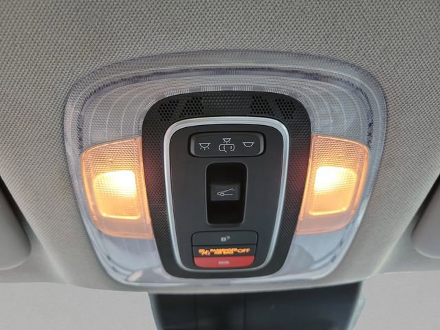 Used 2025 Hyundai Elantra Limited image 37