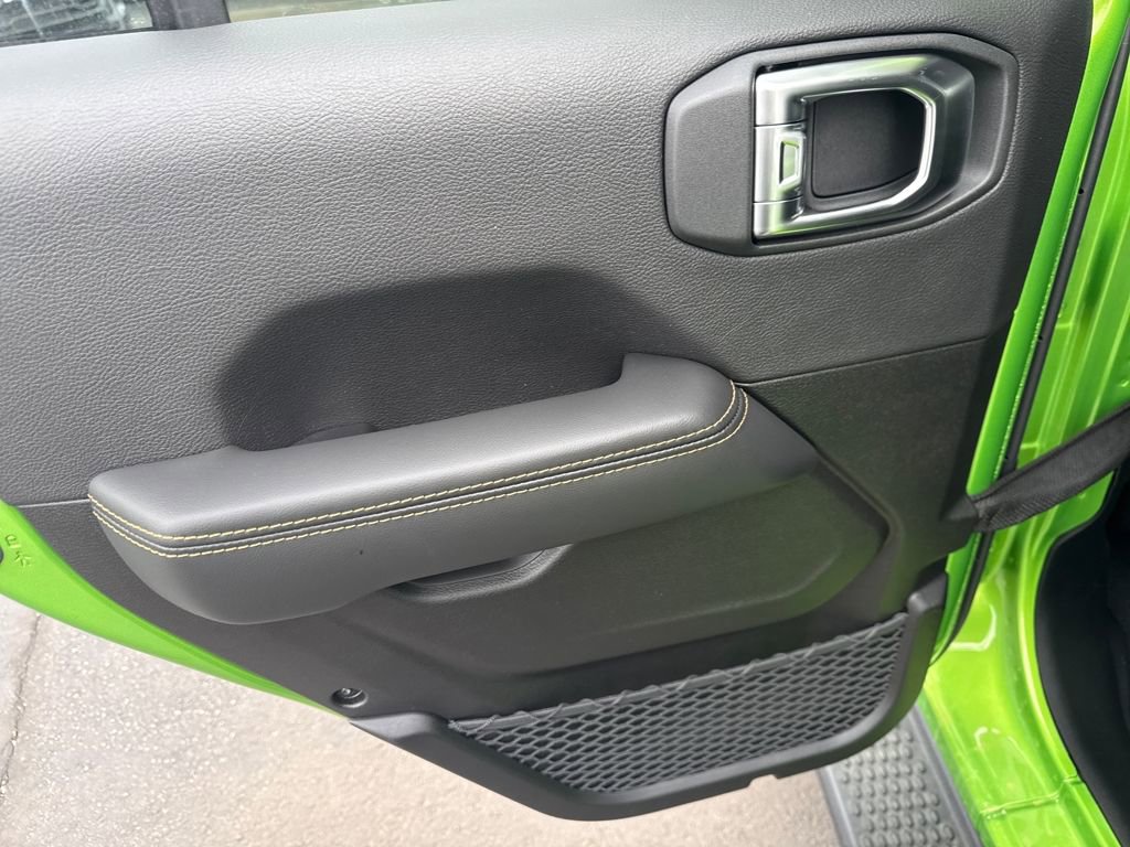 New 2026 Jeep Wrangler Sahara w/ Whitecap Package image 27