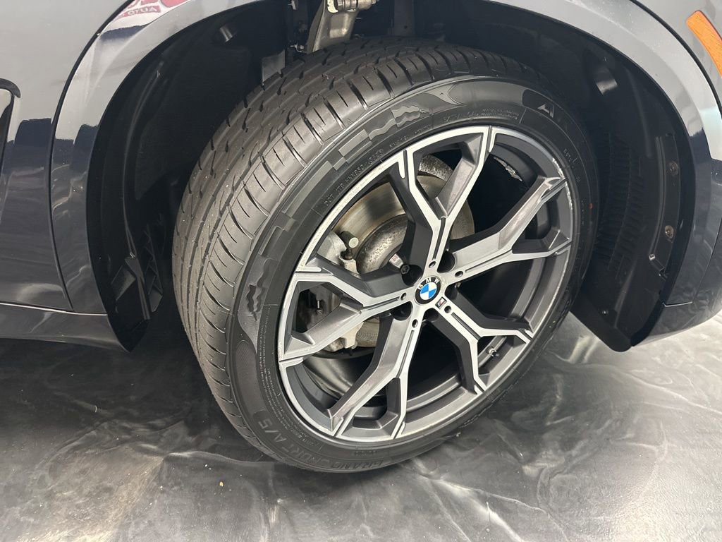 Used 2020 BMW X5 xDrive40i w/ M Sport Package image 35