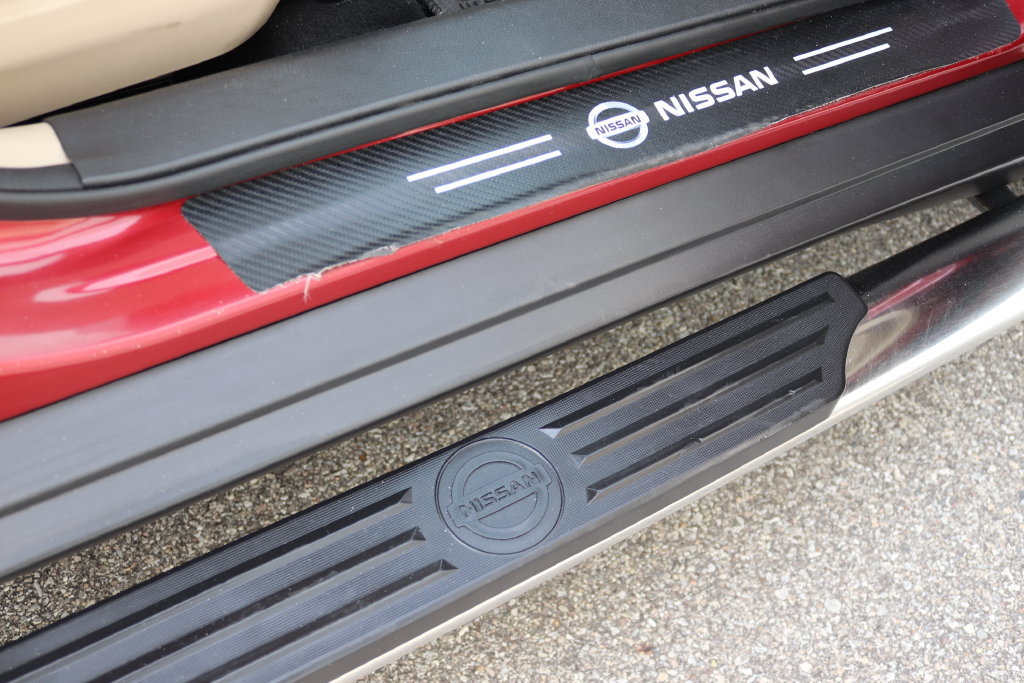Used 2016 Nissan Rogue SL AWD/4WD image 10