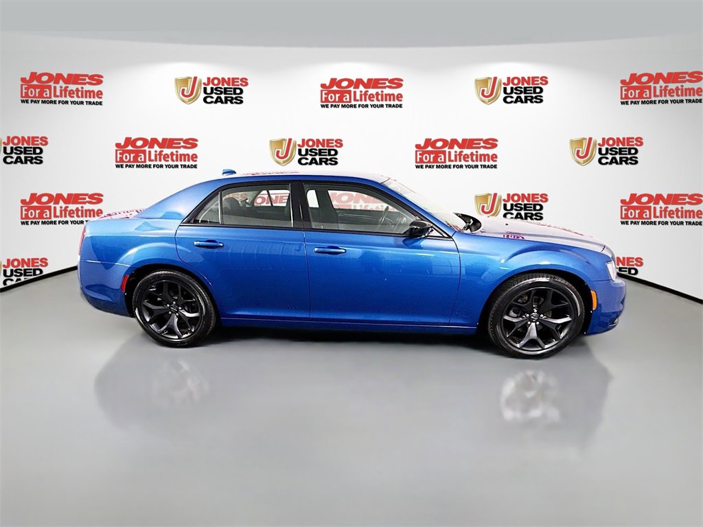 Used 2021 Chrysler 300 Touring w/ Sport Appearance Package image 16