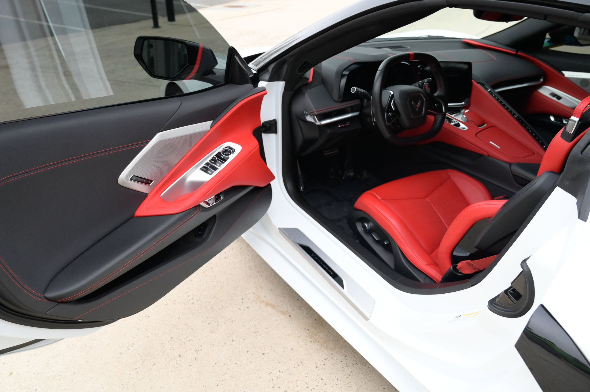 Used 2021 Chevrolet Corvette Stingray Preferred Conv w/ Z51 Performance Package RWD image 15