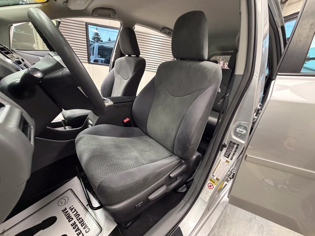 Used 2012 Toyota Prius V Three FWD image 8