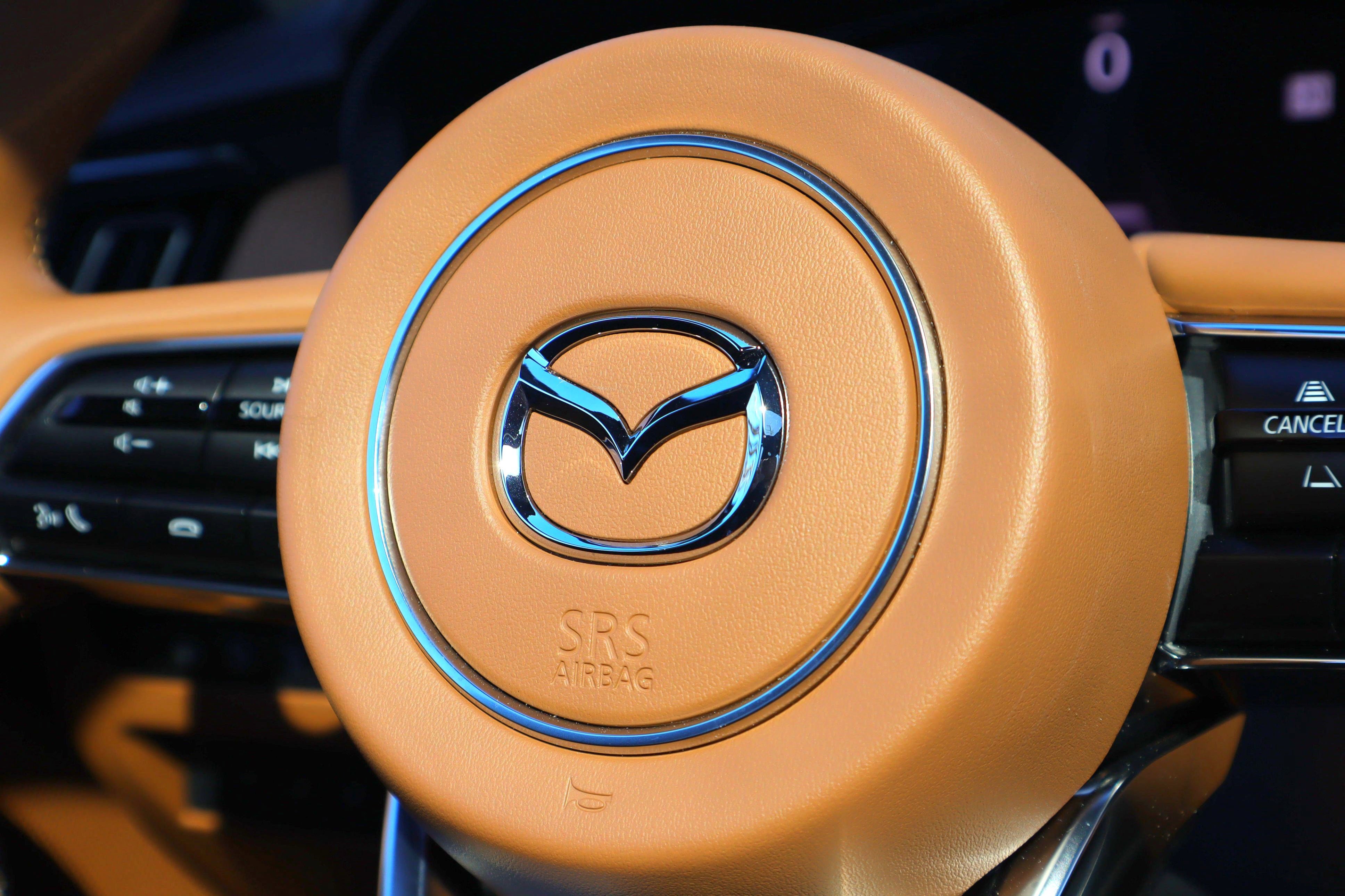 Certified 2025 MAZDA CX-70 3.3 Turbo S w/ Premium Plus image 28