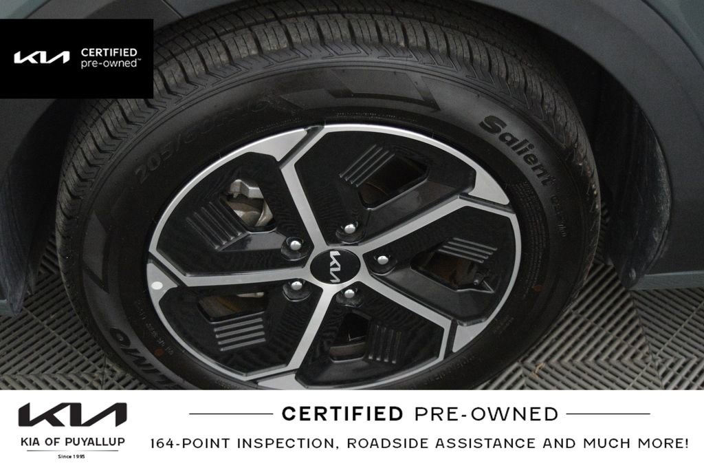 Used 2024 Kia Niro EX FWD image 21