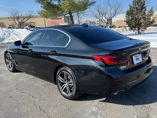 Used 2022 BMW 530i xDrive w/ Premium Package image 10