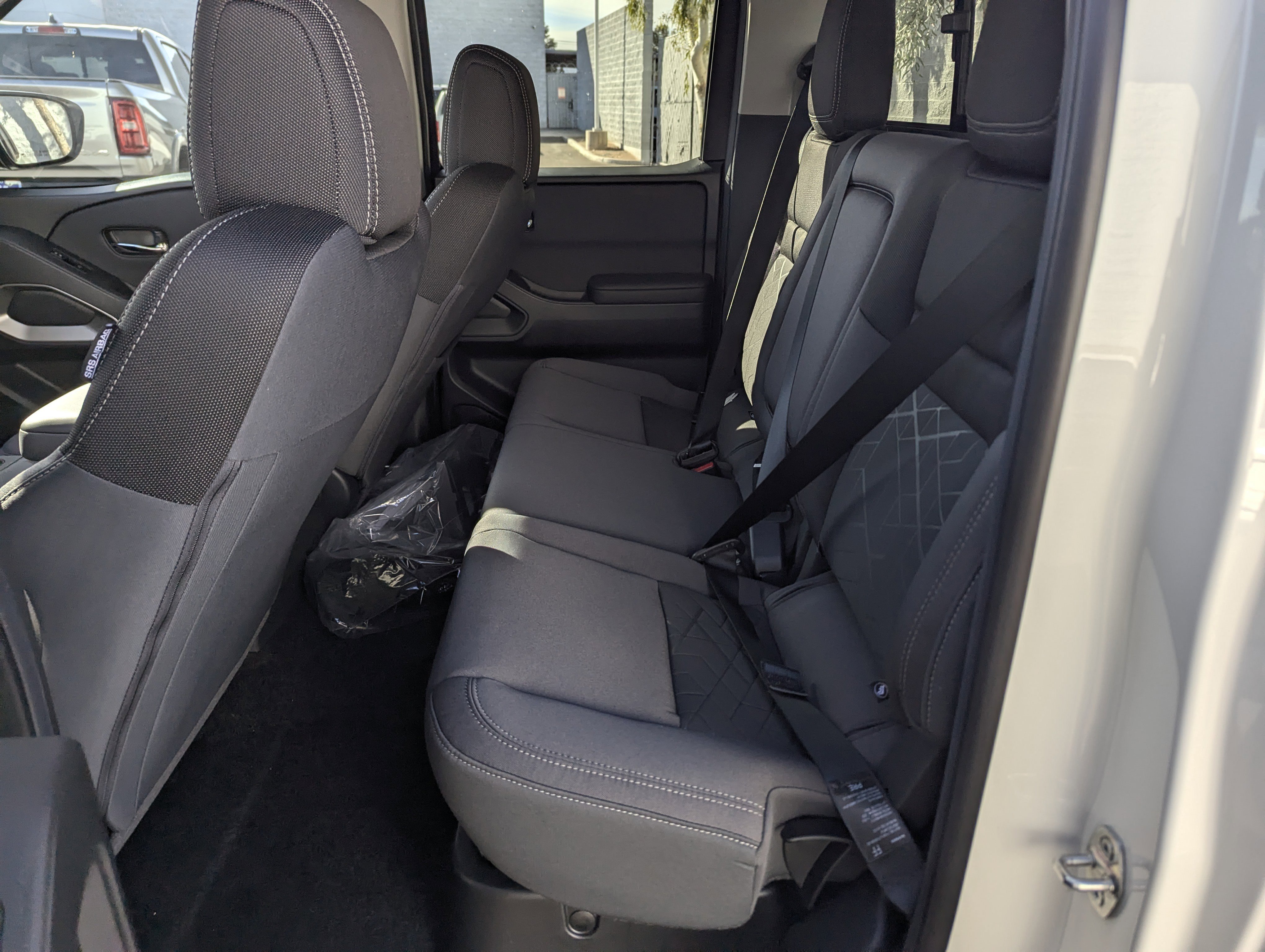 New 2026 Nissan Frontier SV image 9