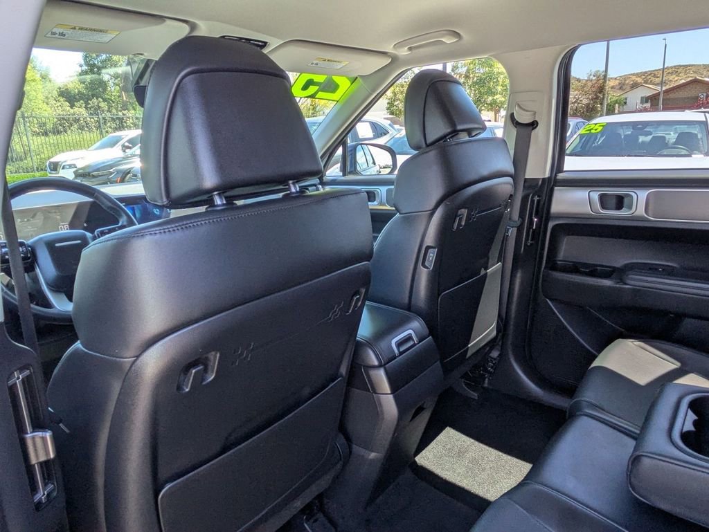 Certified 2025 Hyundai Santa Fe SEL image 25
