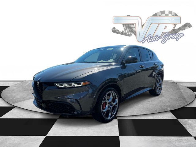 Used 2024 Alfa Romeo Tonale Veloce AWD/4WD image 2