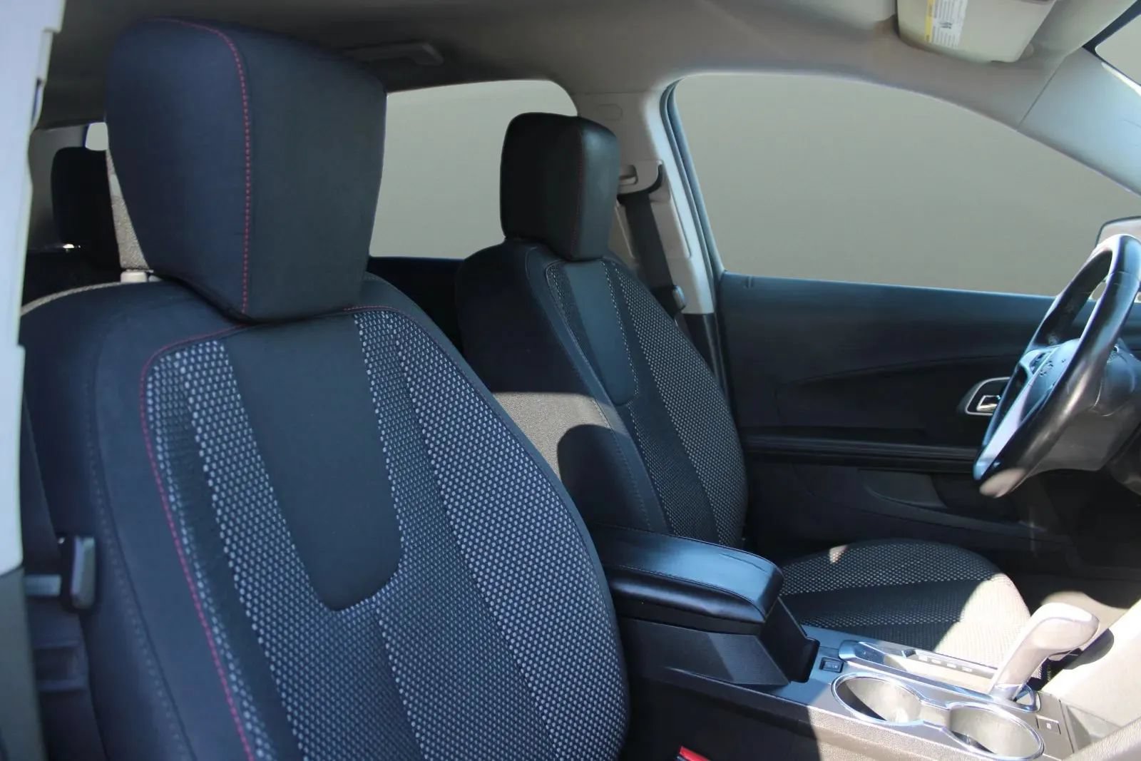 Used 2015 Chevrolet Equinox LT AWD/4WD image 16