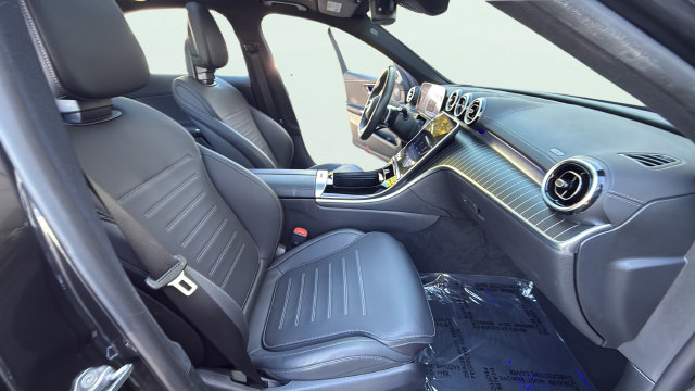 Used 2023 Mercedes-Benz C 300 Sedan image 24