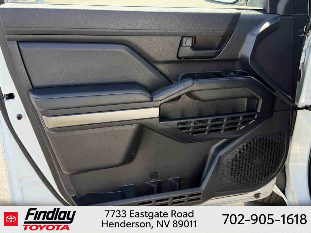Certified 2025 Toyota 4Runner SR5 RWD image 21