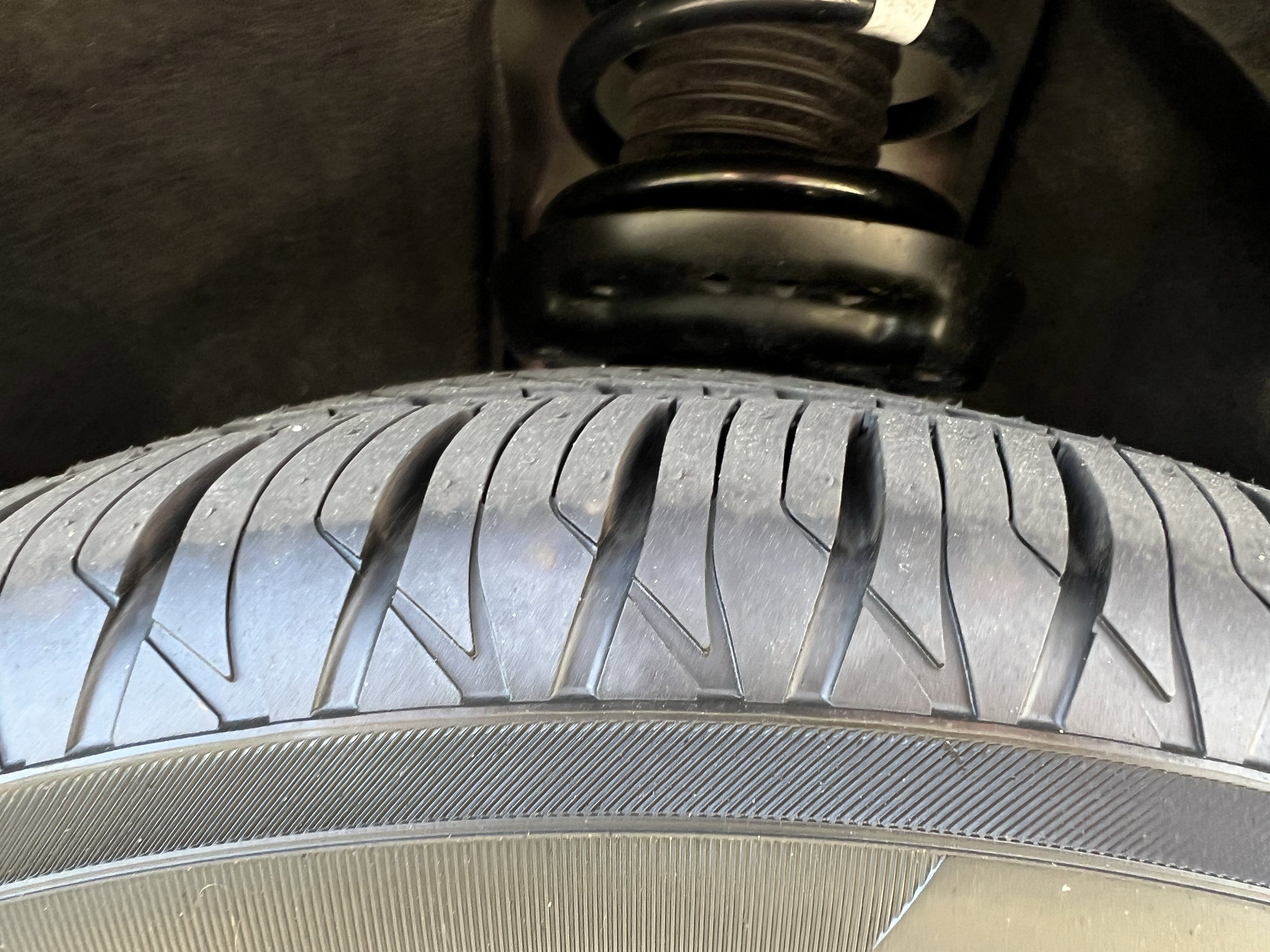 Used 2023 Chevrolet Bolt EUV Premier w/ Sun & Sound Package image 12