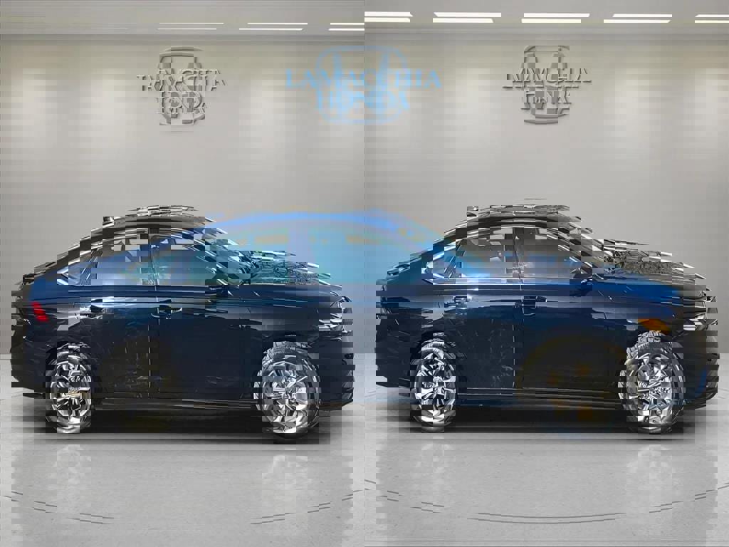 Used 2023 Honda Accord EX-L image 6