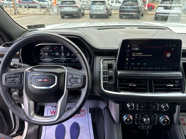 Used 2023 GMC Yukon SLE AWD/4WD image 13